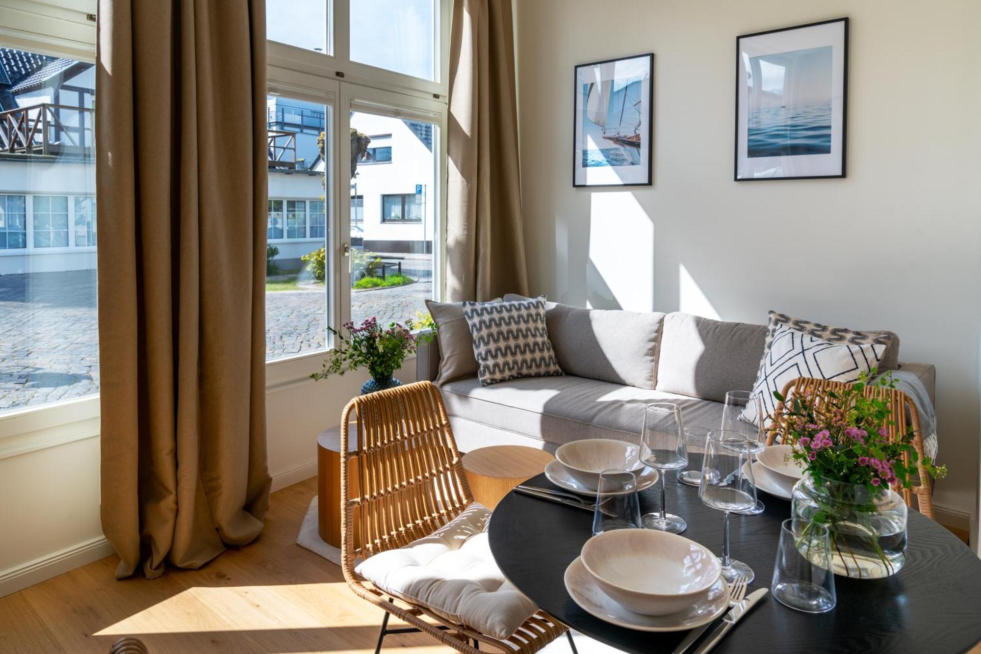 Kapitaenshaus Friedrich Franz - Premium Apartments 200 Meter Vom Strand Und Alten Strom Rostock Eksteriør billede