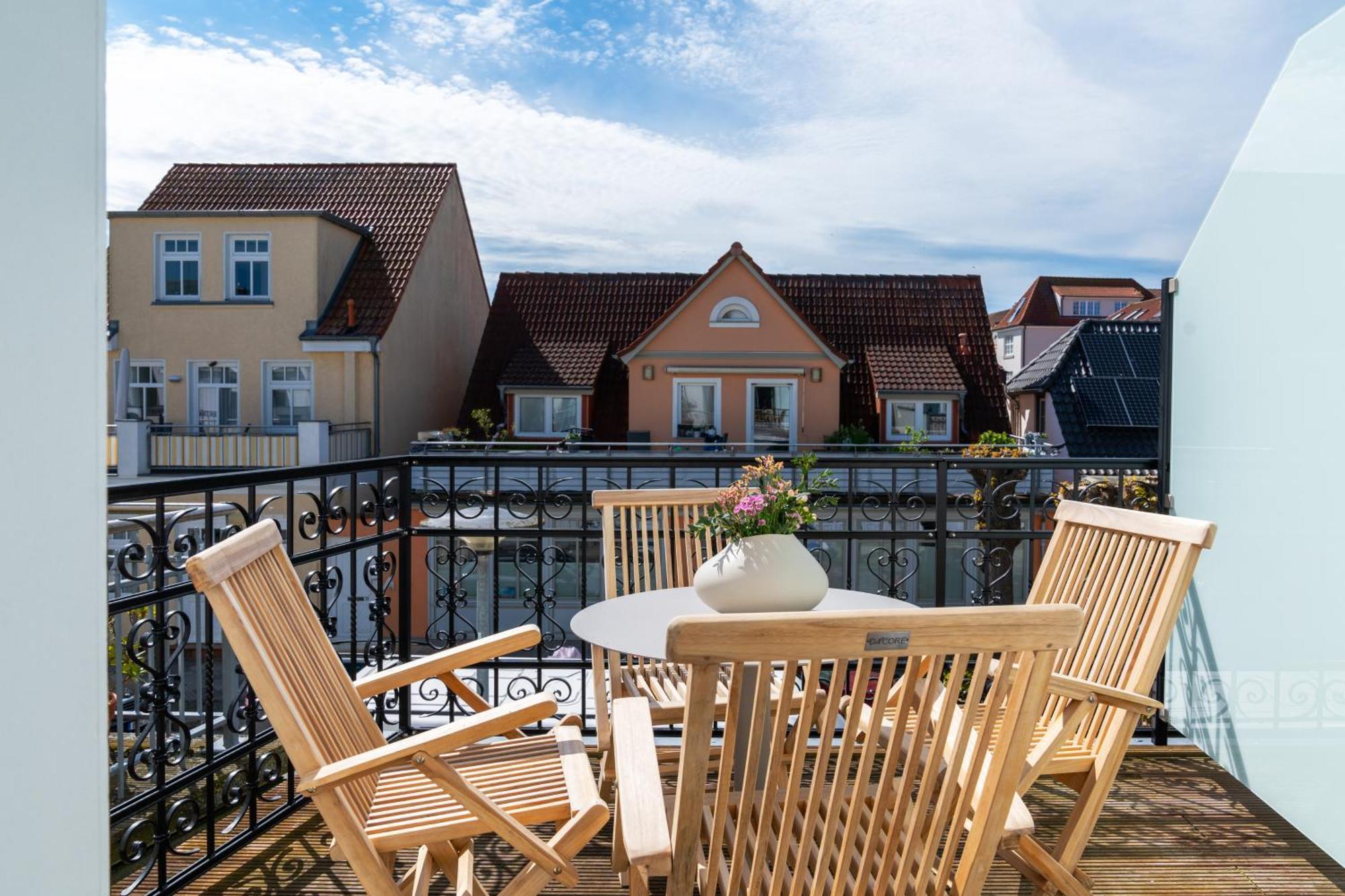 Kapitaenshaus Friedrich Franz - Premium Apartments 200 Meter Vom Strand Und Alten Strom Rostock Værelse billede